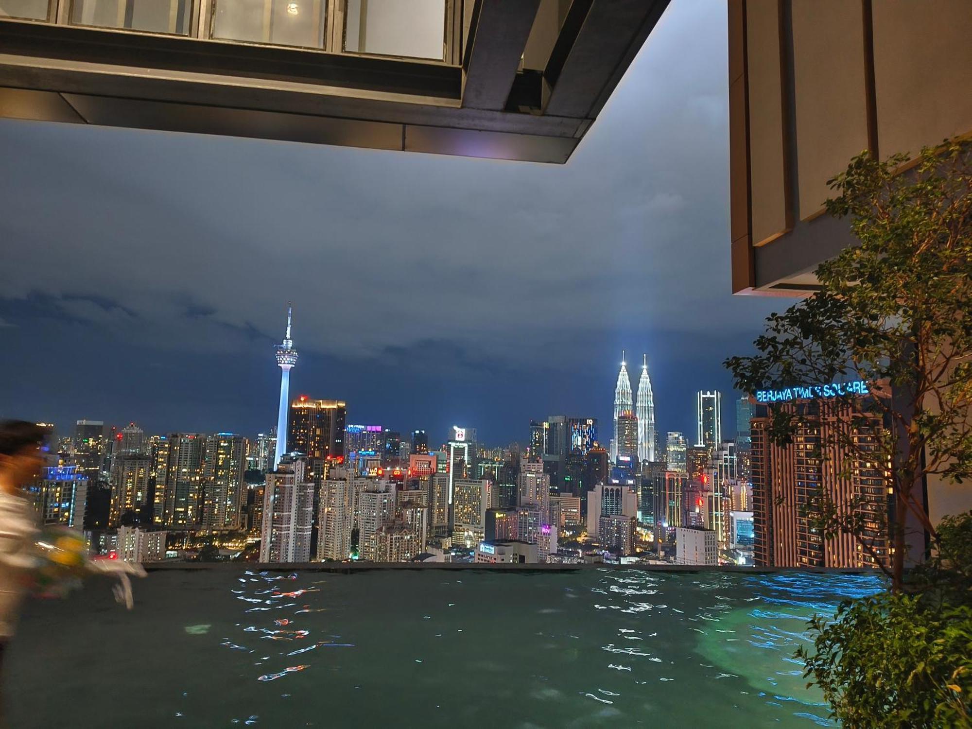 Lucentia Suites Klcc By City View Kuala Lumpur Exterior photo